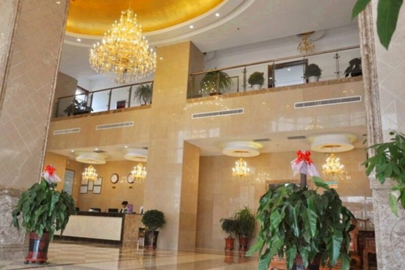 Гостиница GreenTree Inn DingZhou Railway Station Business Hotel
