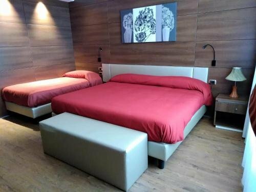 Гостиница Family Hotel