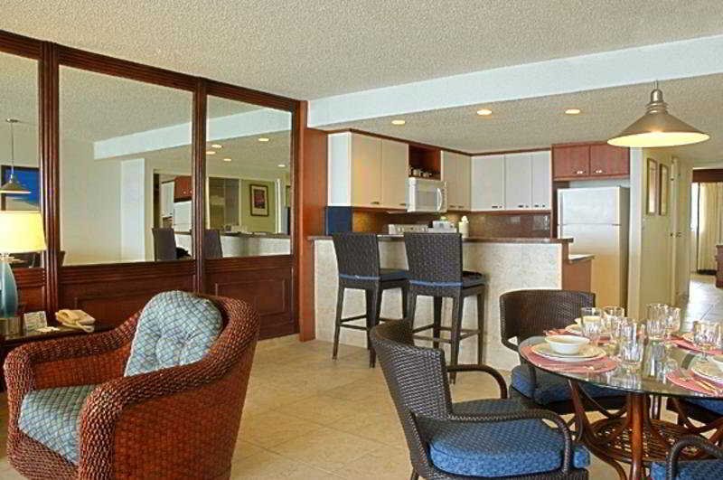 Фото Flamingo Beach Resort by Diamond Resorts