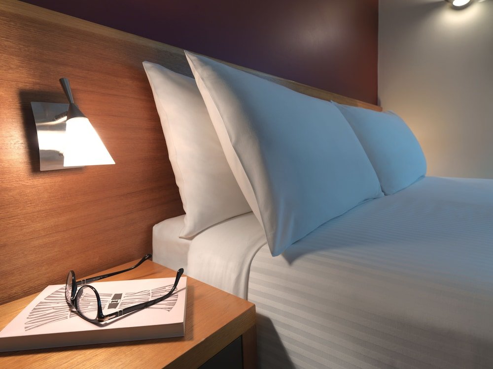 Фото Yehs Hotel Melbourne Cbd