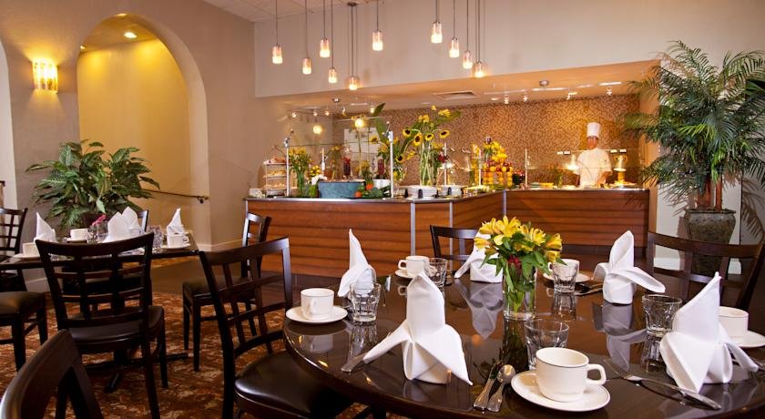 Фото Wyndham I-Drive Avanti Resort & Conference Center