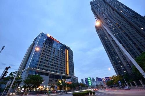 Фото Ramada by Wyndham Wuhan Jiangan