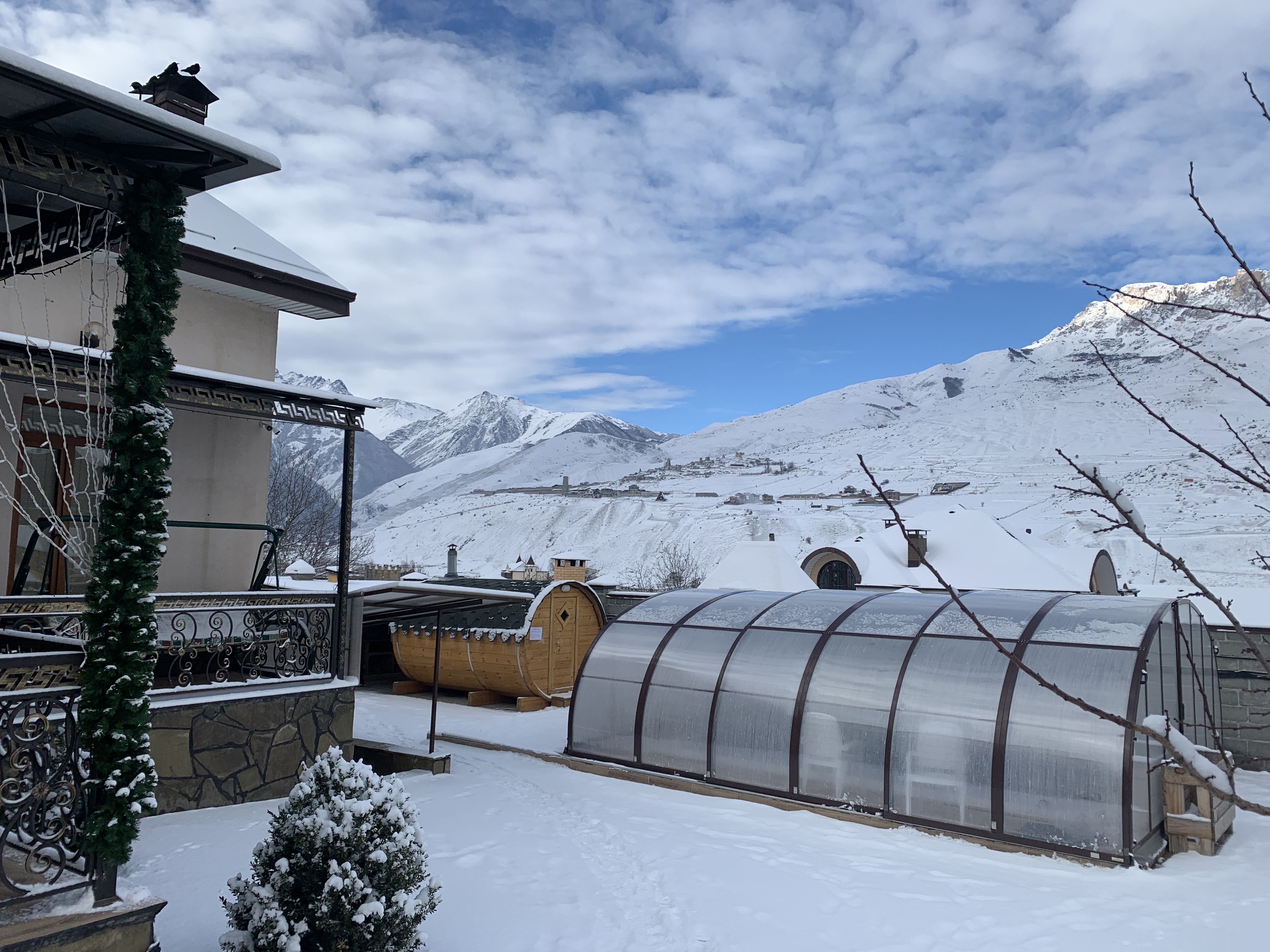 Фото отеля 2