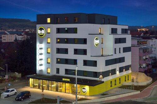 Гостиница B& x26; B Hotel Basel/Weil am Rhein
