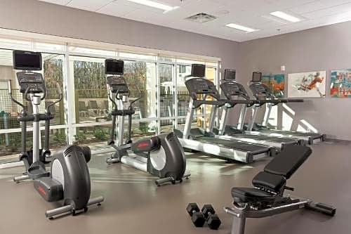 Фото TownePlace Suites by Marriott Cincinnati Downtown