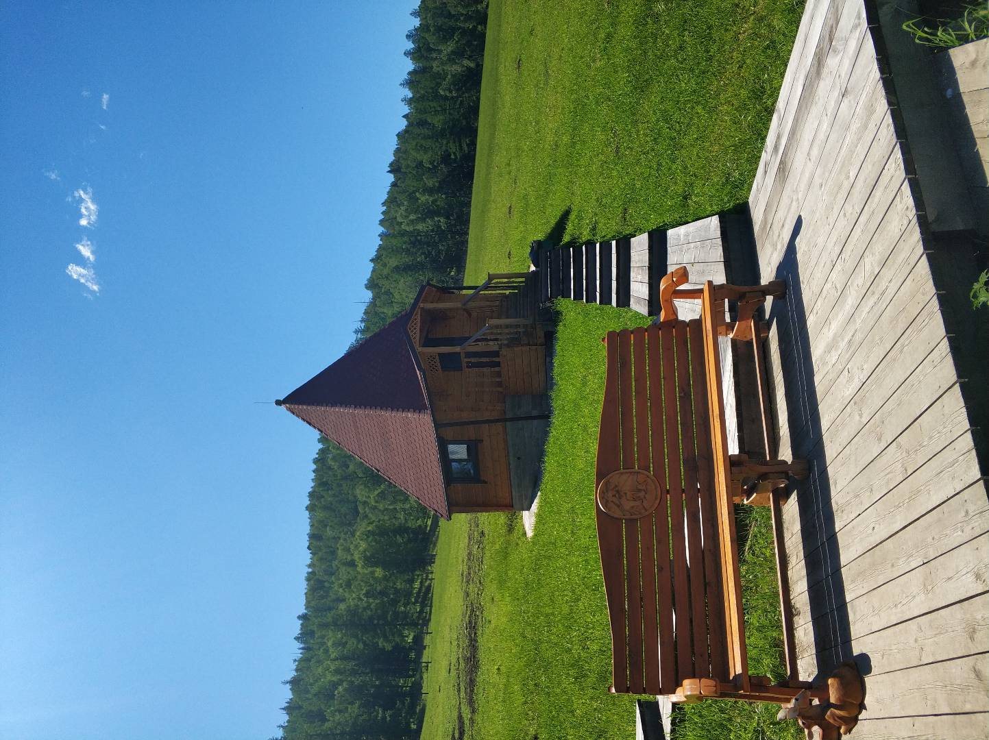 Фото Шебалинский питомник Королевский марал