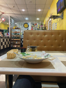 Большая ложка (Town of Nurlat, Leningrad street, 5А), cafe