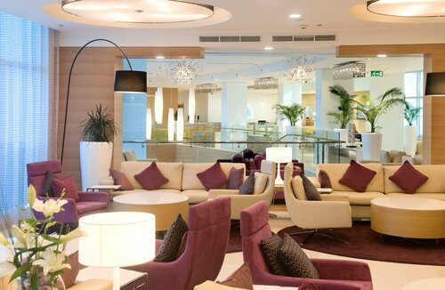 Гостиница Holiday Inn Muscat al Seeb в Эс-Сибе