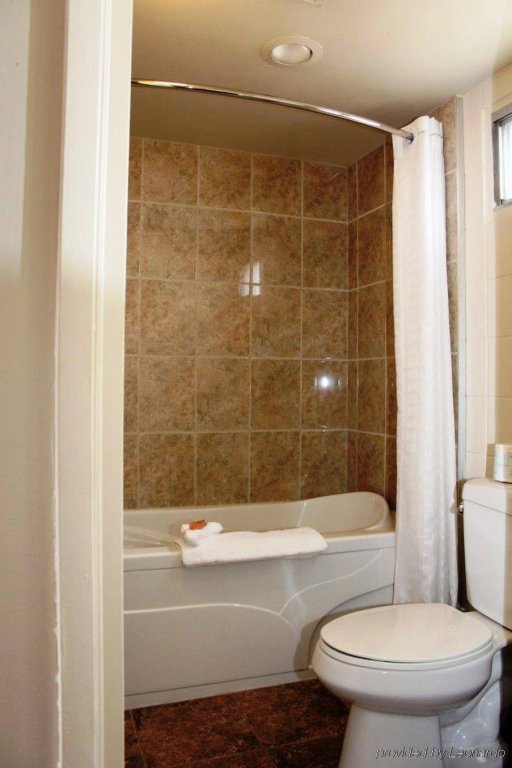 Фото BCMInns Peace River