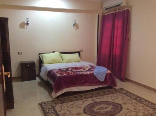 Фото Full Moon House