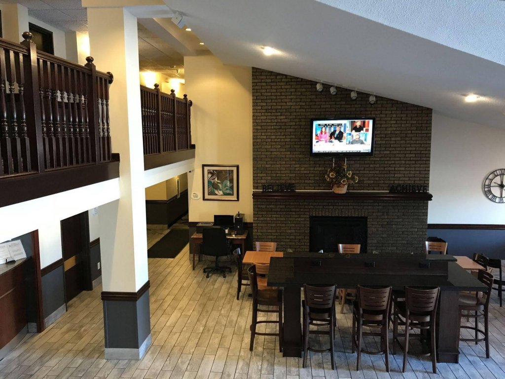 Фото Baymont by Wyndham Bloomington Msp Airport