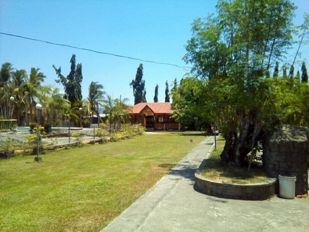 Фото Heritage Resort of Caoayan