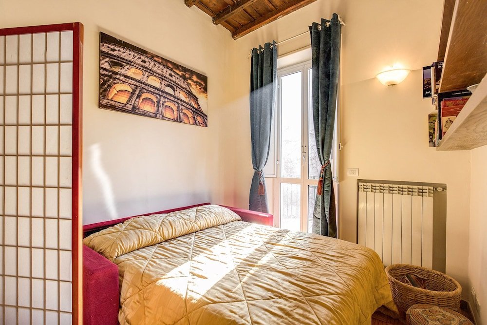 Фото Monticelli Viola