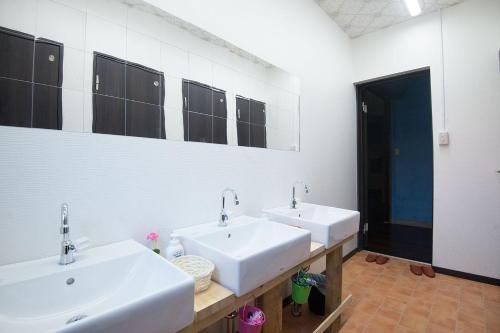 Фото Caravan Flake - Hostel