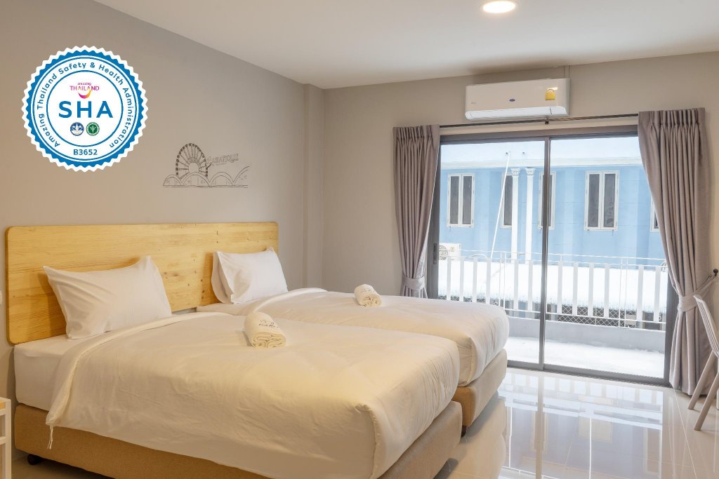 Фото Fine Bed Hotel