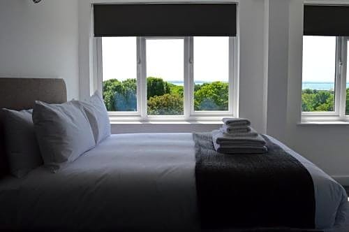 Фото Q8 Boutique Hotel