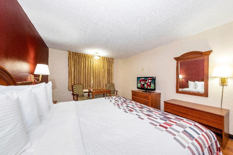 Фото Red Roof Inn Meridian