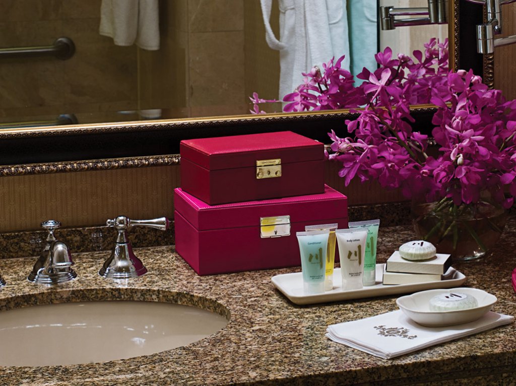 Фото The Langham, Boston