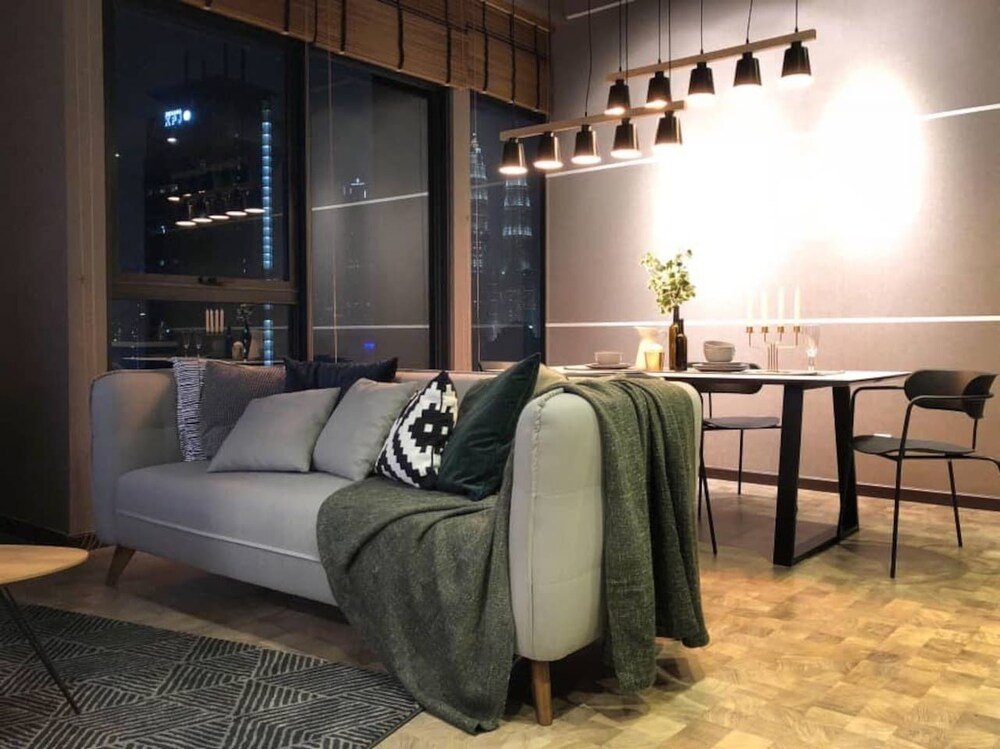 Фото Expressionz Professional Suites by Sync