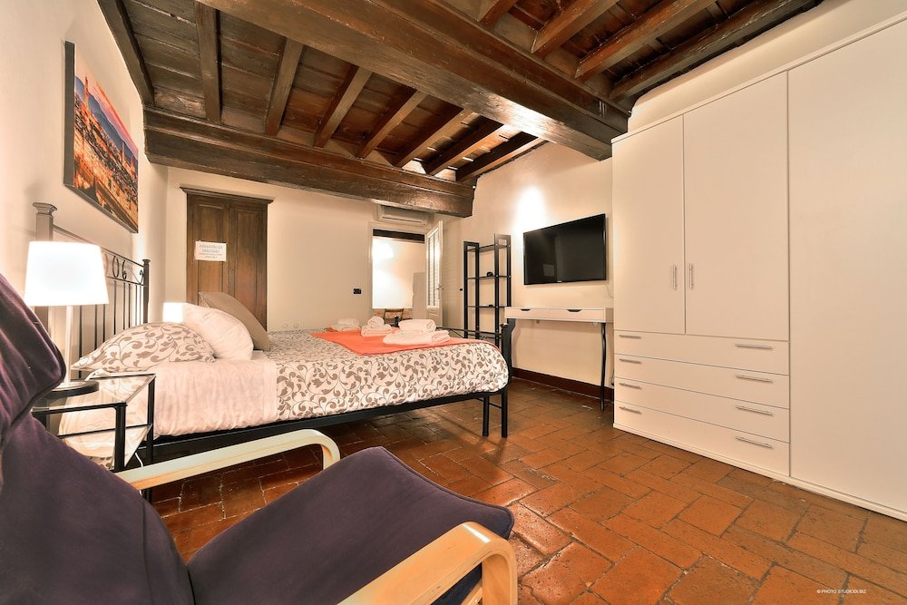 Фото Wine Apartments Florence Ciliegiolo