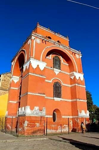 Гостиница Suites San Miguel в Сан-Кристобаль-де-лас-Касасе