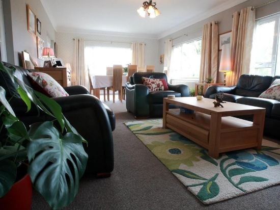 Фото Elagh View Bed & Breakfast