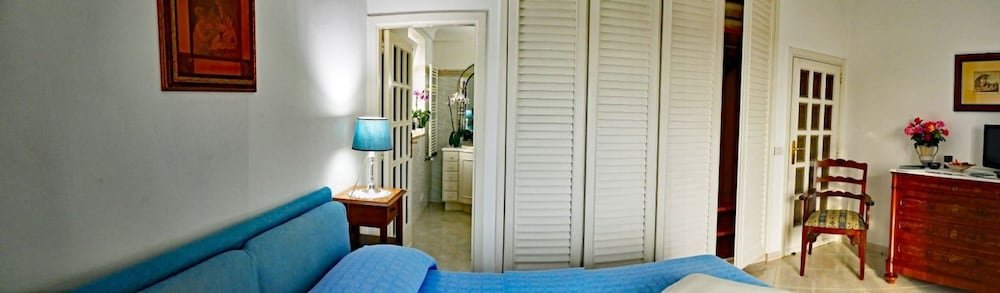 Фото La Ninfa Di Capri