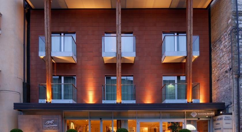 Фото Dal Moro Gallery Hotel