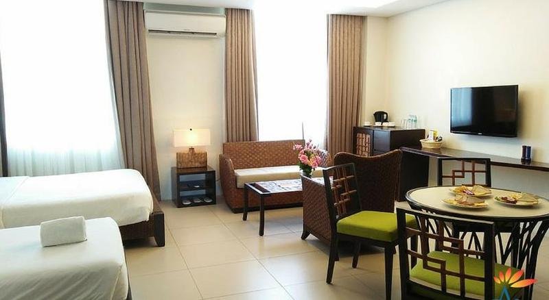 Фото Azia Suites and Residences