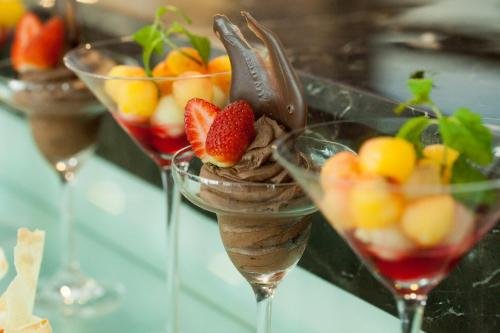 Фото Royale Signature Hotel