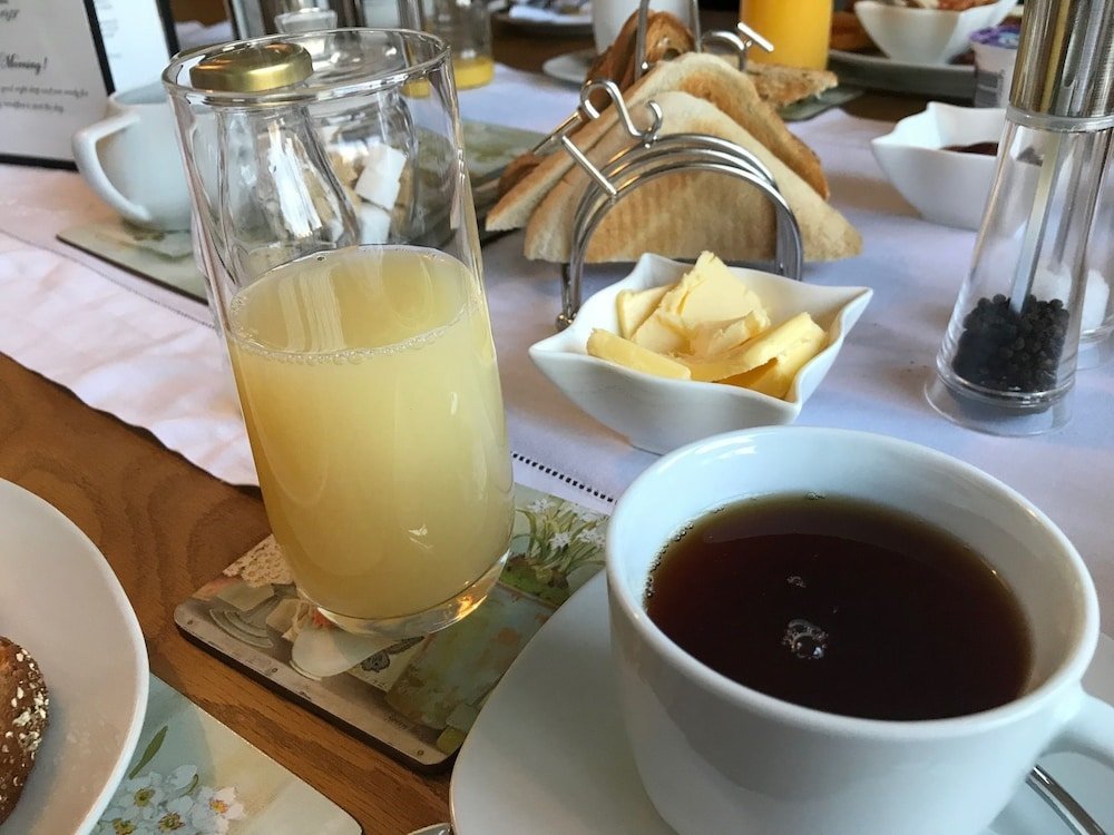 Фото Lon Y Traeth Bed & Breakfast