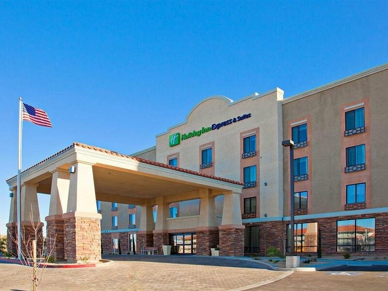 Гостиница Holiday Inn Express Hotel & Suites Twentynine Palms, an Ihg Hotel