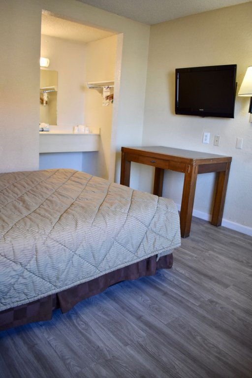 Фото Knights Inn Mesa