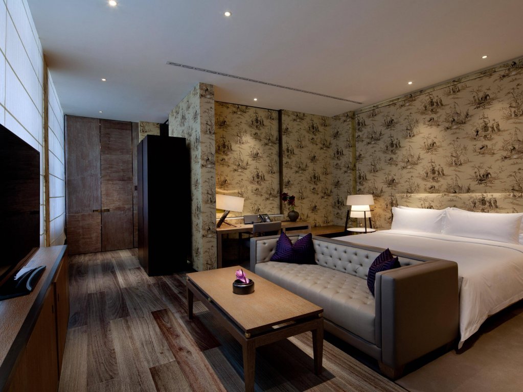 Фото Atour Hotel Dufu's Thatched Cottage Chengdu