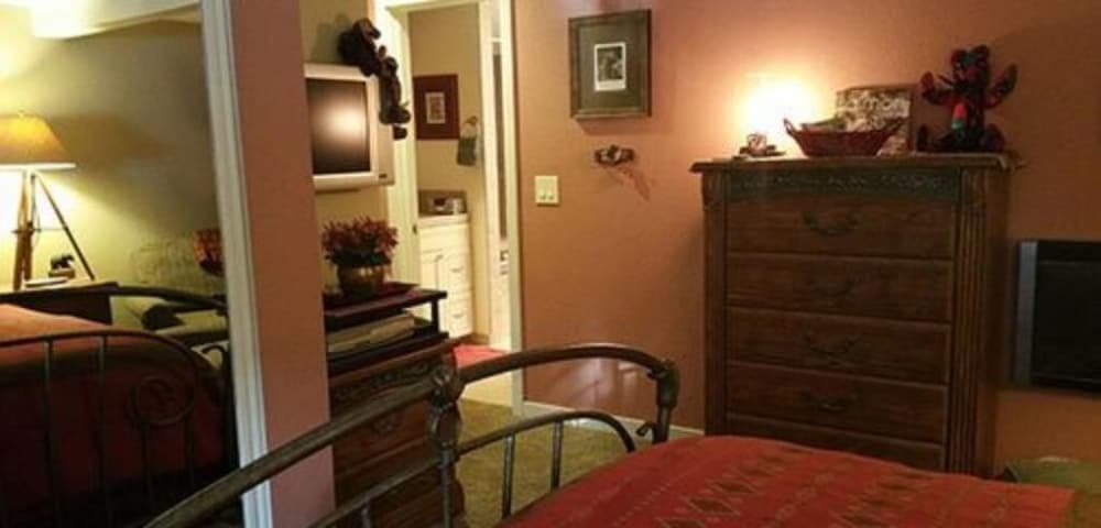 Фото Black Bear Inn