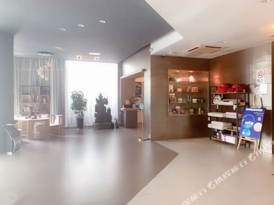 Фото Jinjiang Inn Central Changshu Yushan