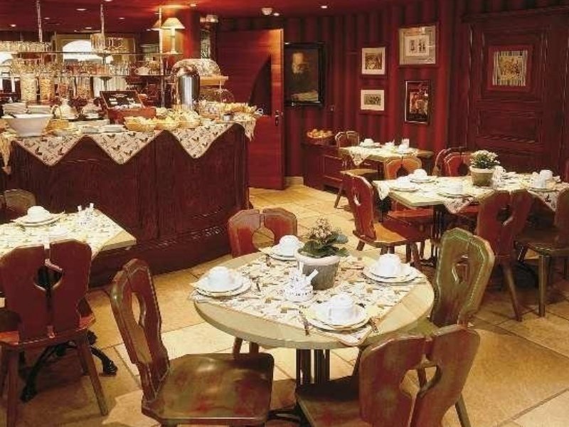 Фото Отель Beaucour