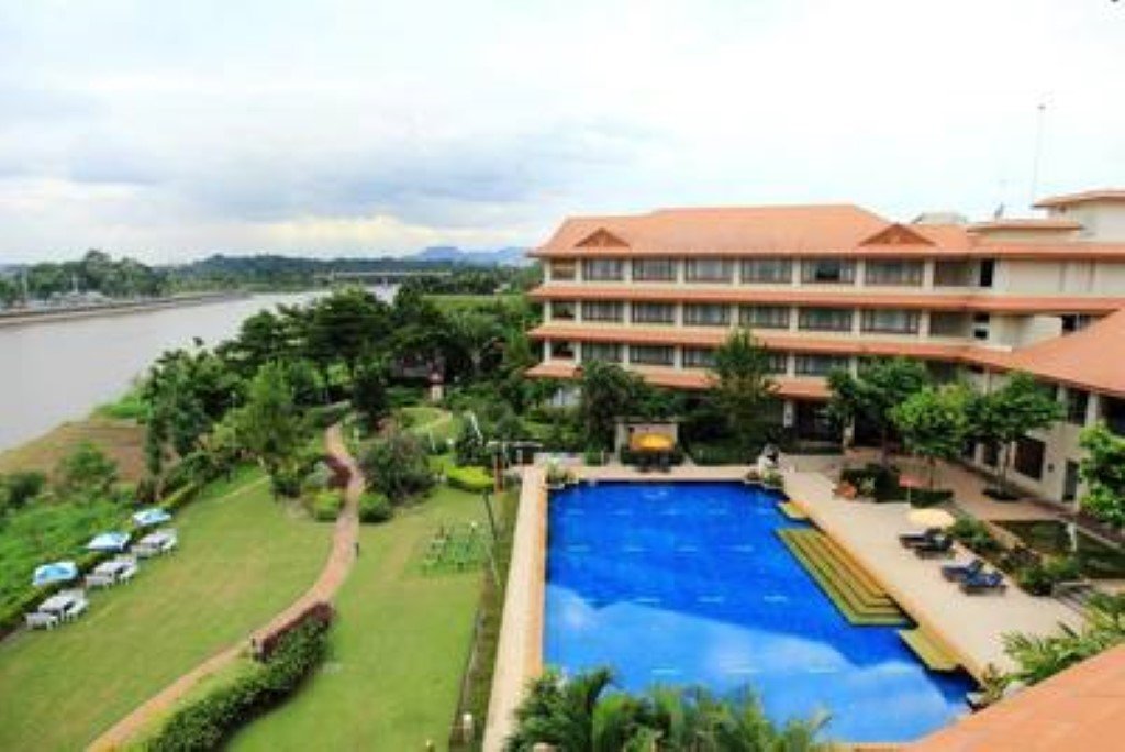 Фото The Imperial River House Resort