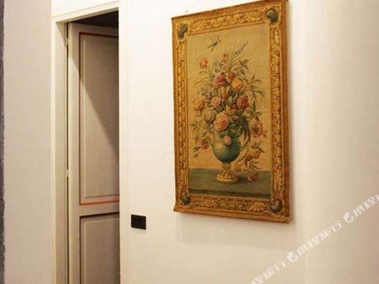 Фото St. Peter's mirror-Romantic view