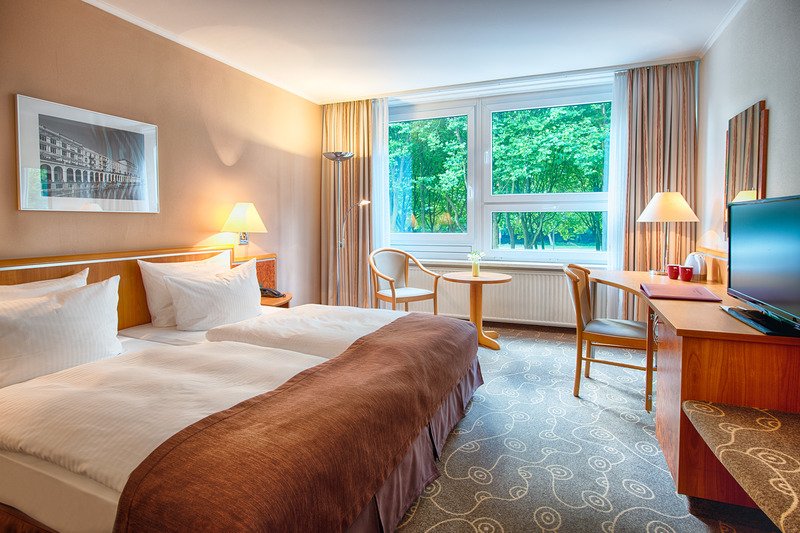 Фото Leonardo Hotel Hamburg City Nord