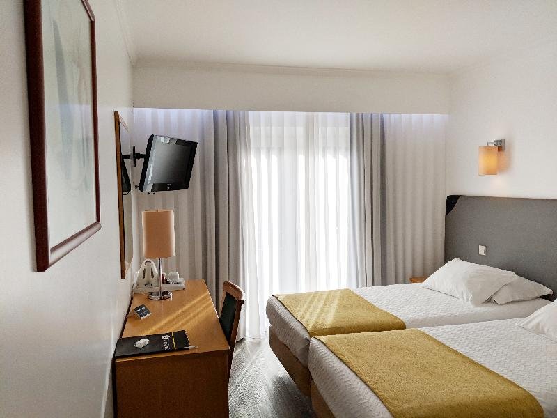 Фото Varzinn Hotel