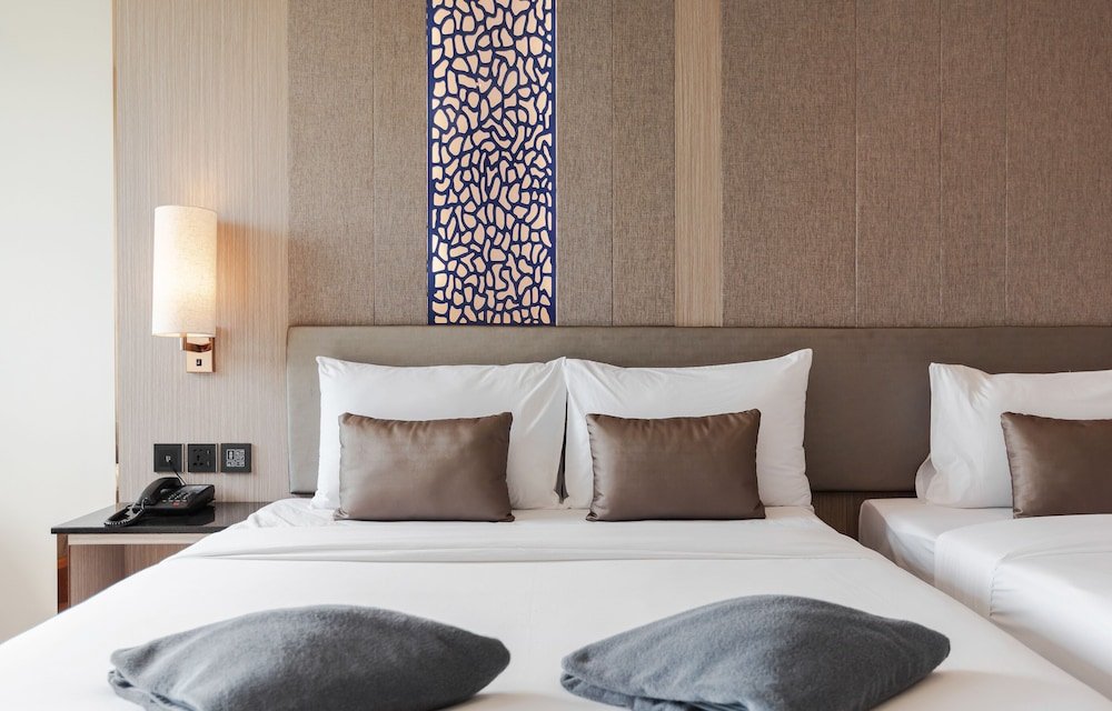 Фото The TJ Hotel