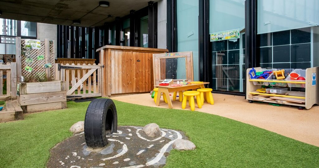 Kindergarten, nursery Busy Bees Battersea Nursery and Pre-School, London, photo
