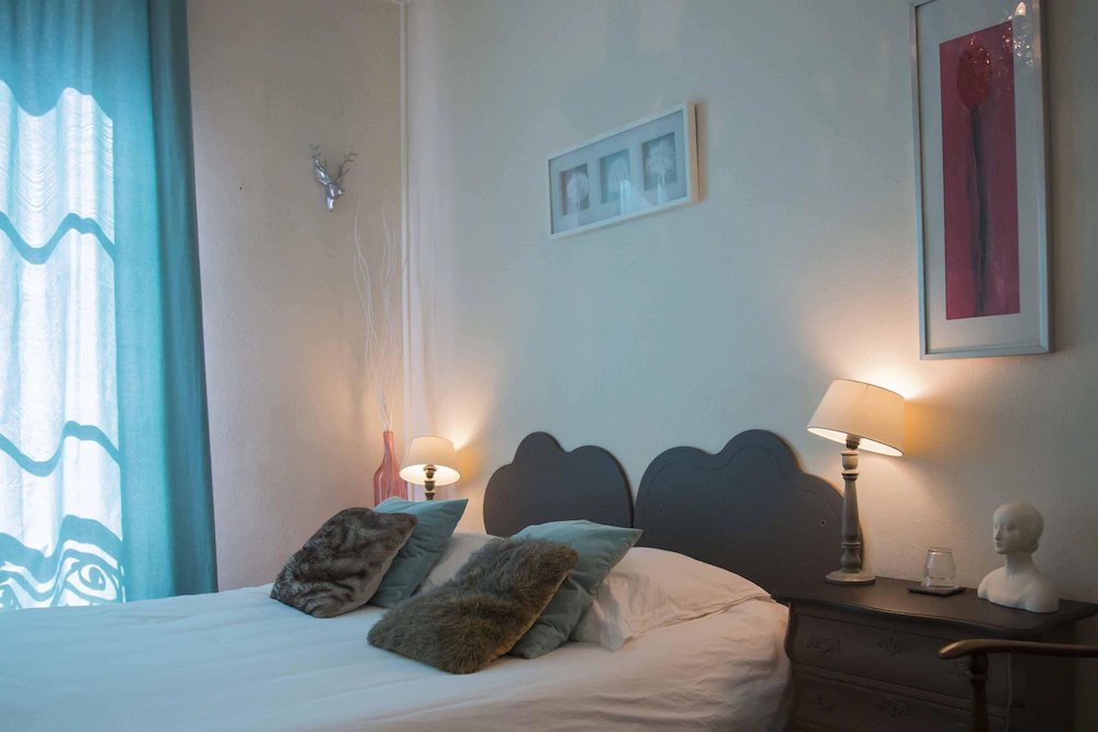 Фото A Room In Paris