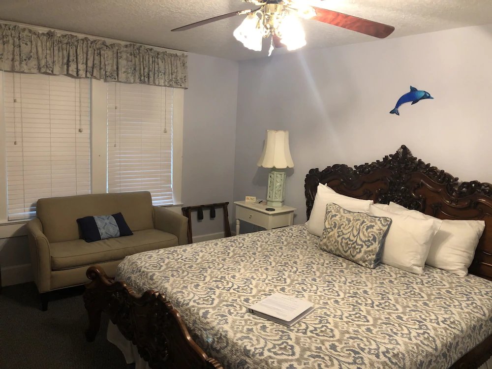 Фото Watergarden Inn at the Bay