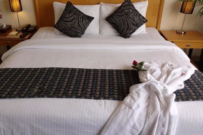 Фото Happy Days Hotel