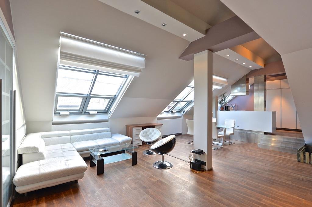 Фото Luxury Apartment in Centre