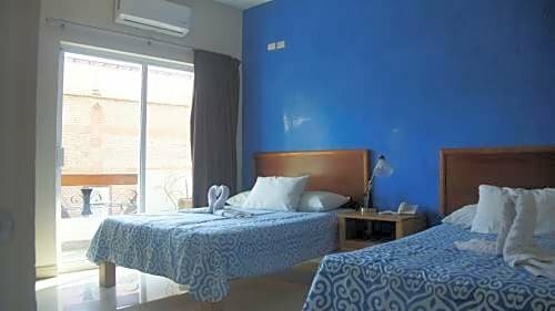 Гостиница Hotel Casa del Parque Vallarta в Пуэрто-Вальярта