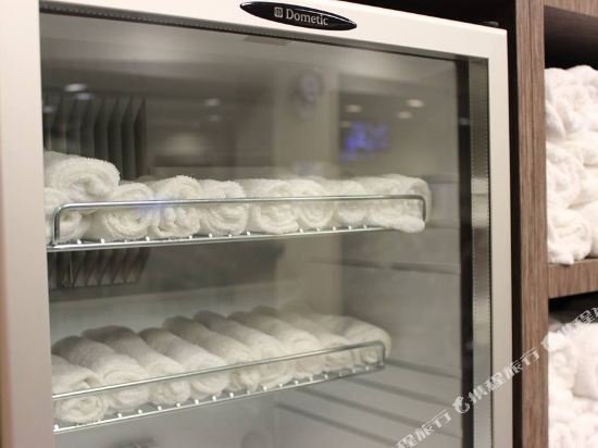 Фото The Westin Houston Downtown