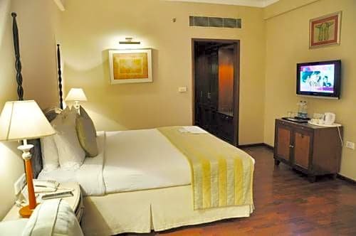 Фото Radisson Hotel Varanasi